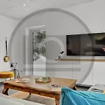 Σπίτι διακοπών 4 Bedroom Awesome In