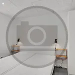 4 Bedroom Awesome In Σπίτι διακοπών *