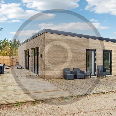 4 Bedroom Cozy Home In Thyholm Vakantiehuis
