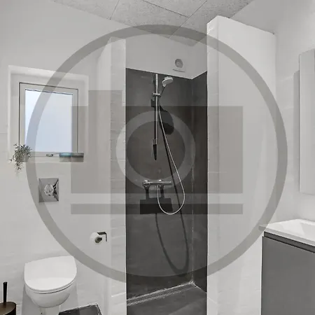 Holiday home 4 Bedroom Awesome In *
