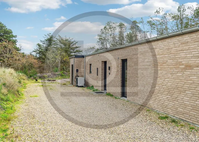 4 Bedroom Awesome In Nyaraló Thyholm