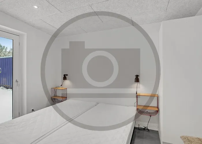 4 Bedroom Awesome In Nyaraló *